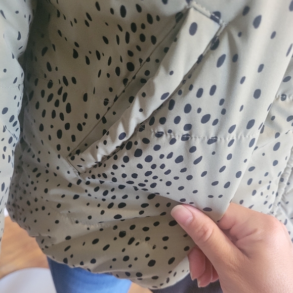 Saltwater Luxe Quilted Puffer Jacket, VGUC, Size L - Picture 3 of 10